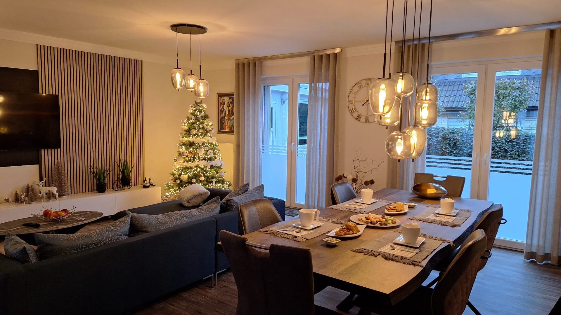 Wohn- und Esszimmer